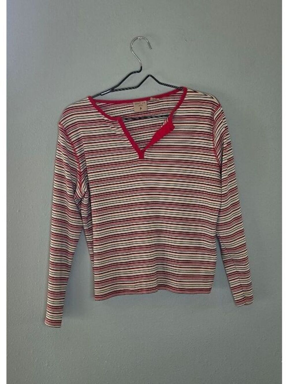 Y2K Mountain Lake Striped Long Sleeve Cutout V Neck Top Size L